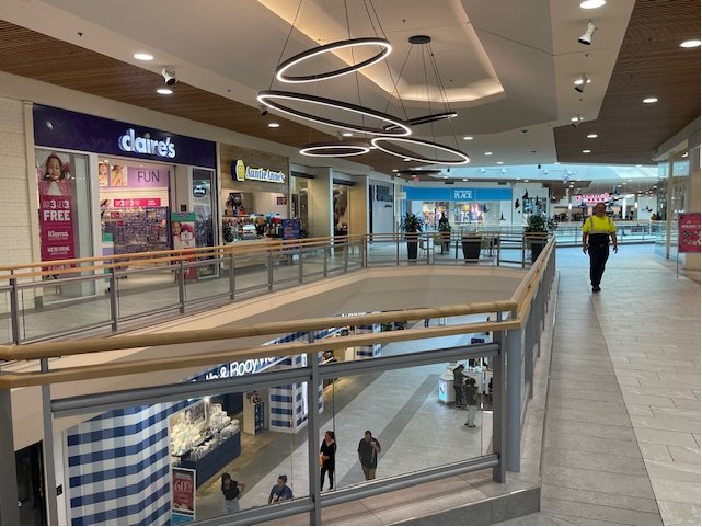 North Riverside Park Mall in Chicago suburb undergoes $9M renovation ...