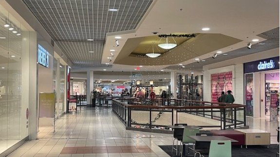 North Riverside Park Mall in Chicago suburb undergoes $9M renovation ...