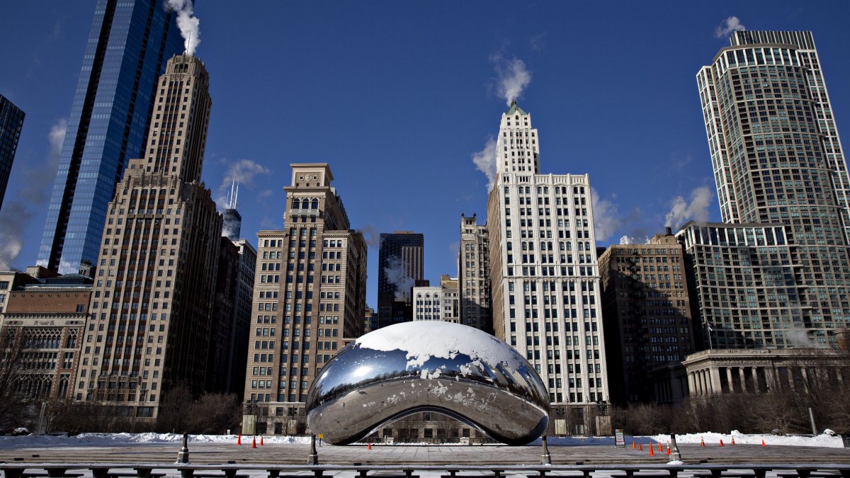 Man tried to sexually assault woman near Millennium Park; witnesses intervened: CPD