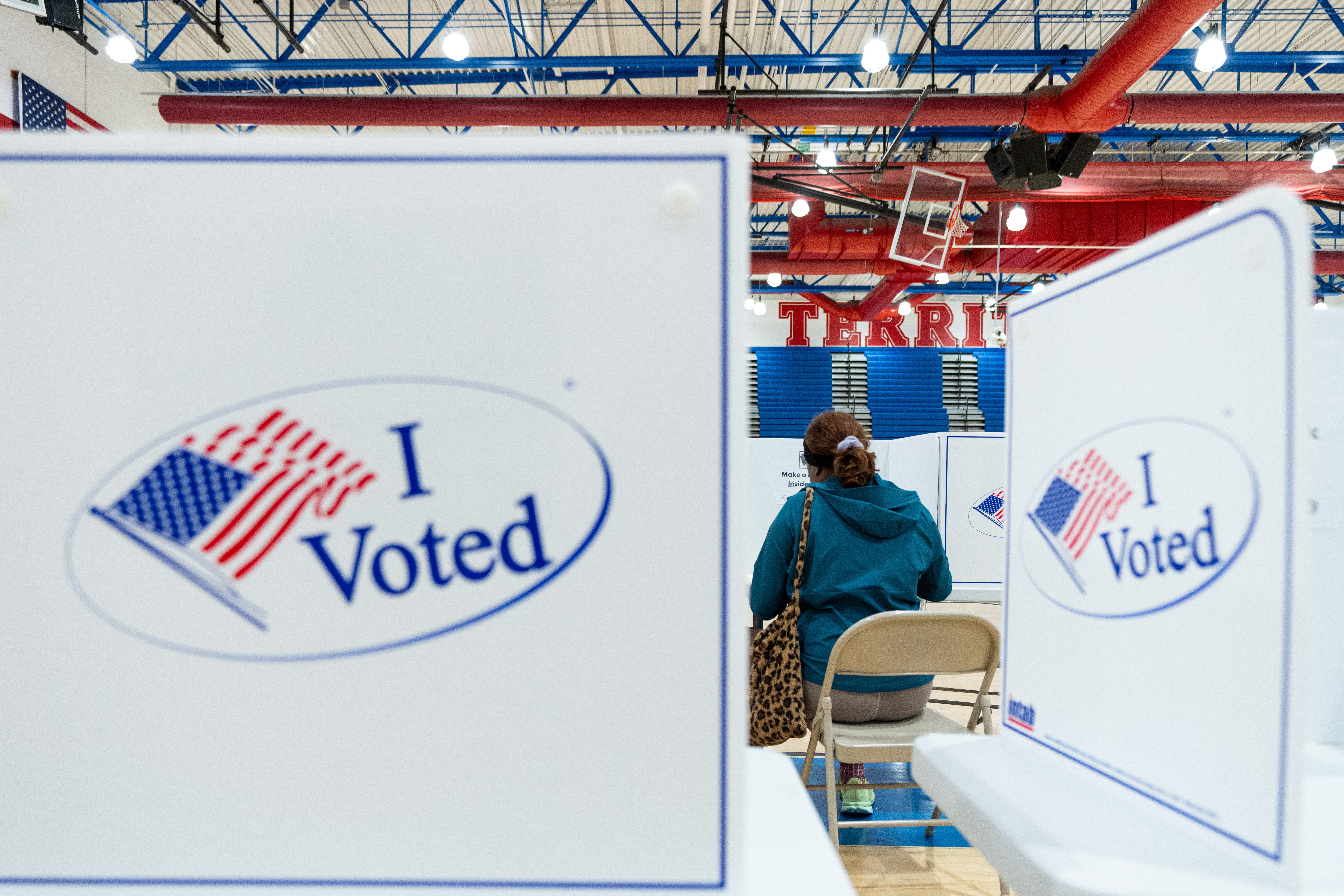 When do polls close on Election Day 2024? Breakdown by state NBC Chicago