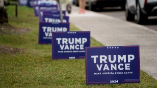 Campaign signs for Donald Trump