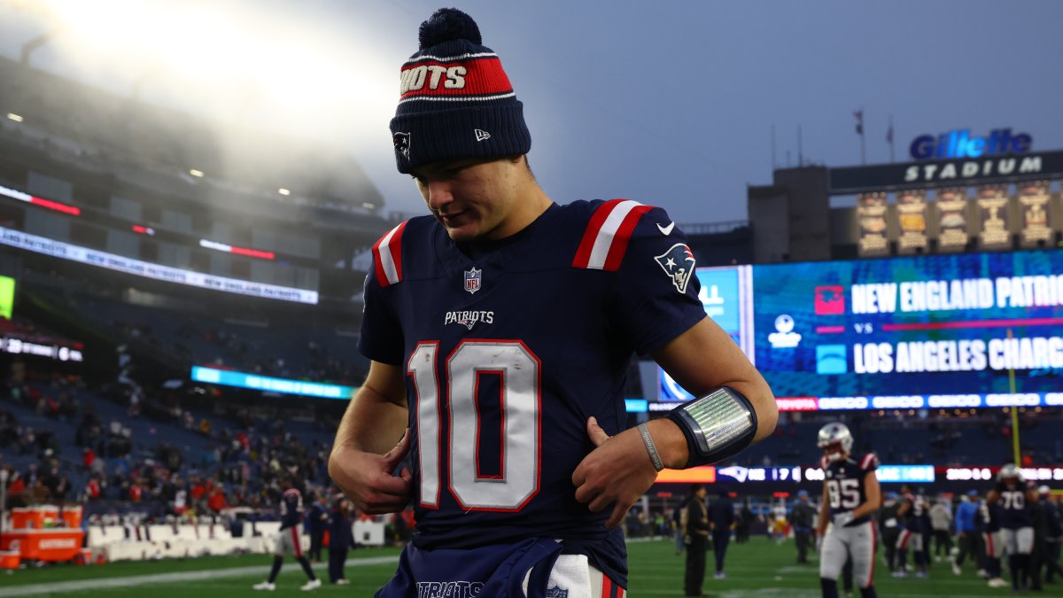 NFL Draft order taking shape as season enters final week NFL Draft order taking shape as season enters final week