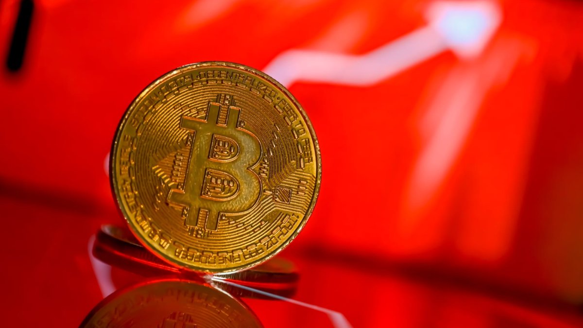 New ETFs that combine bitcoin exposure and options are coming in 2025 – NBC  Chicago