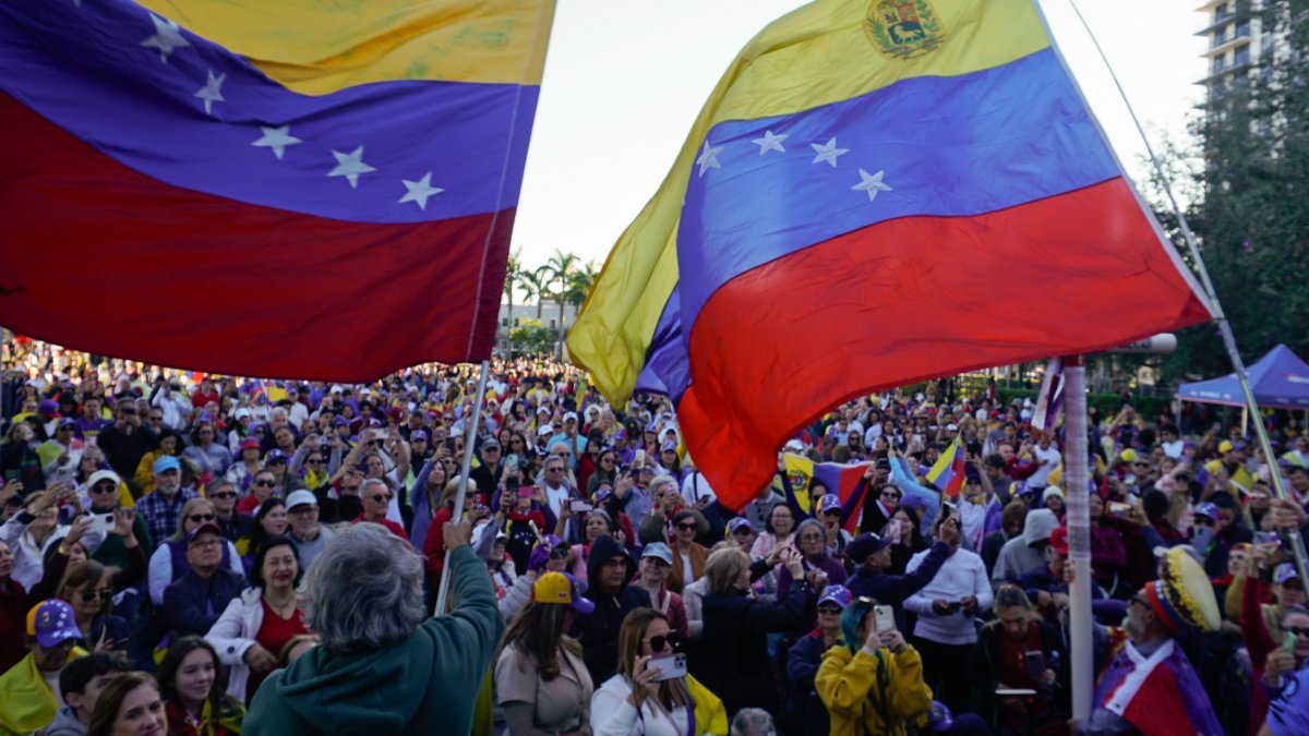 Noem TPS extension for thousands of Venezuelans revoked NBC Chicago