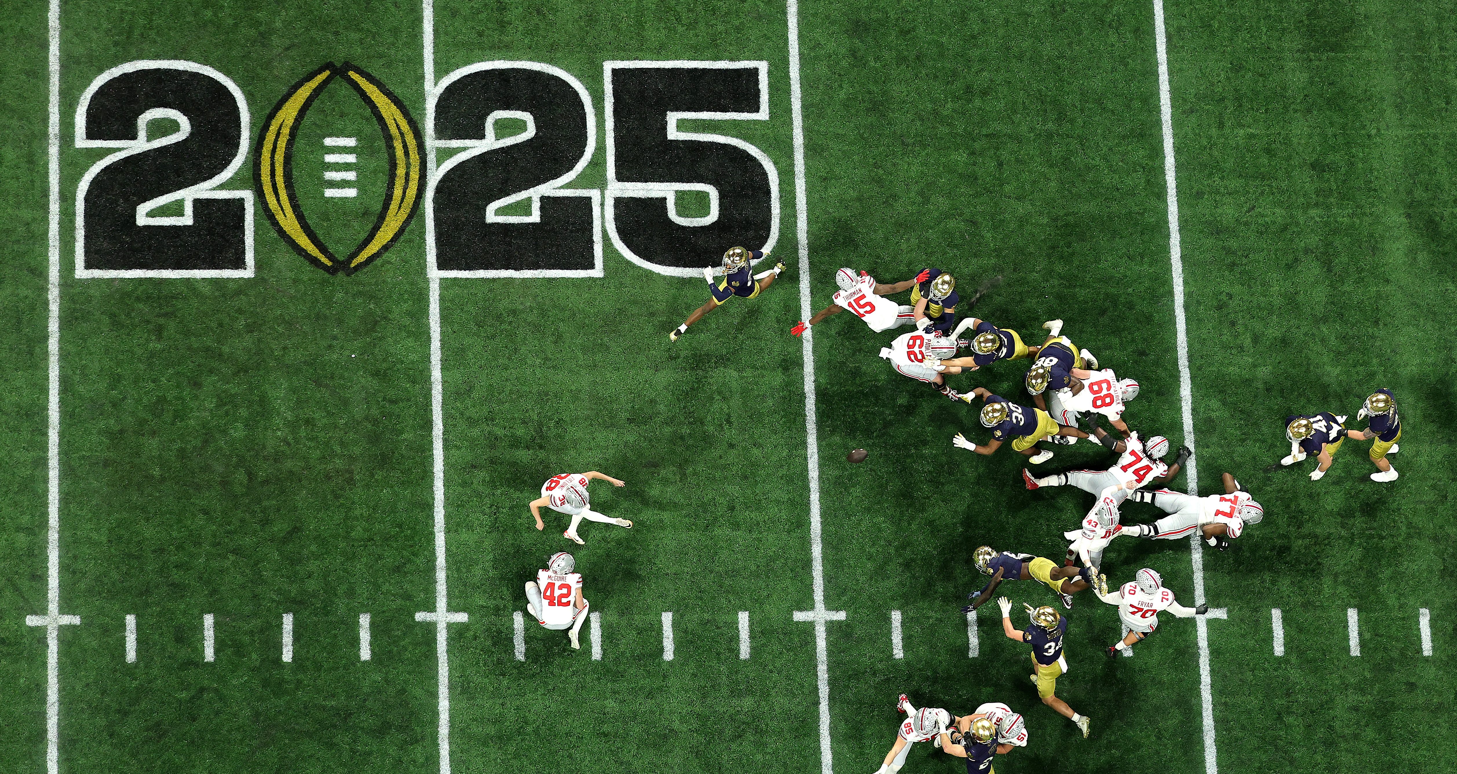 When Does The 2025 College Football Season Start NBC Chicago GettyImages 2195007895 