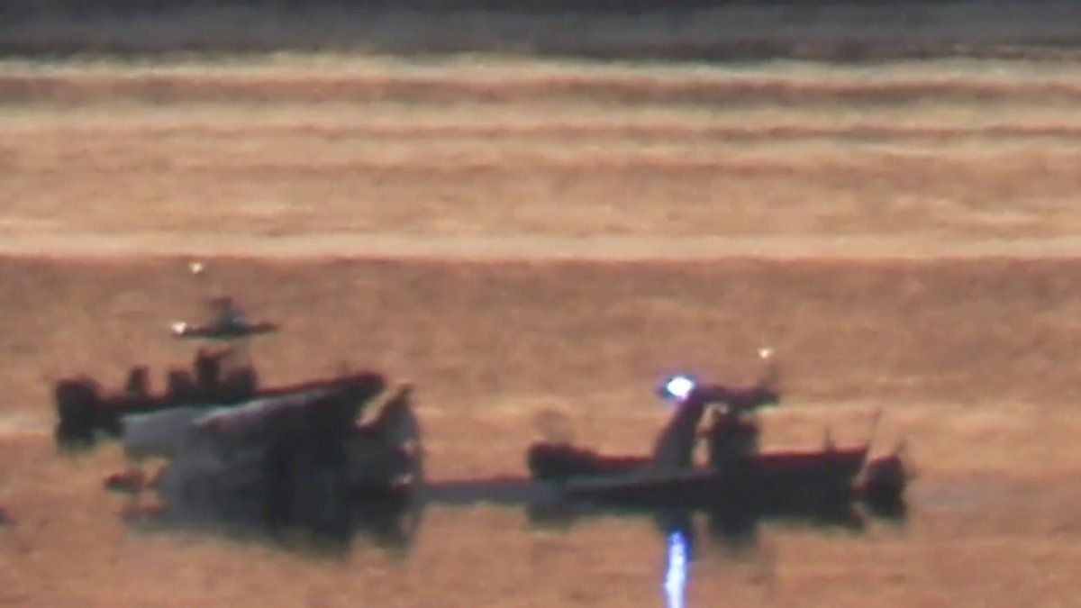 US Figure skaters, coaches among those on plane crash in Potomac River, organization says
