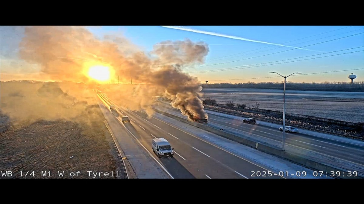 Did you see smoky skies this morning, Chicago? Heres why