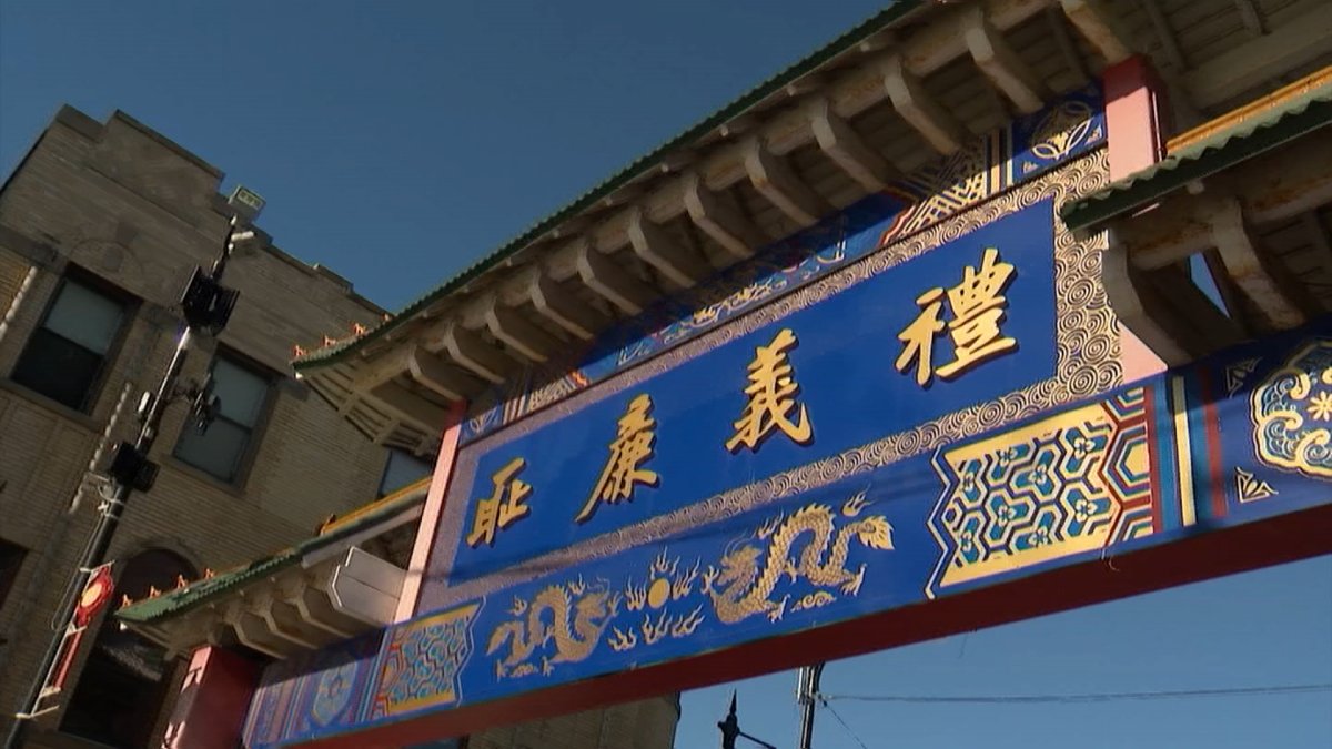 Immigrants in Chicagos Chinatown on alert over Trump deportation plans