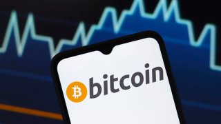 [CNBC] As the price of bitcoin falls, you can leverage this tax ‘loophole,’ experts say