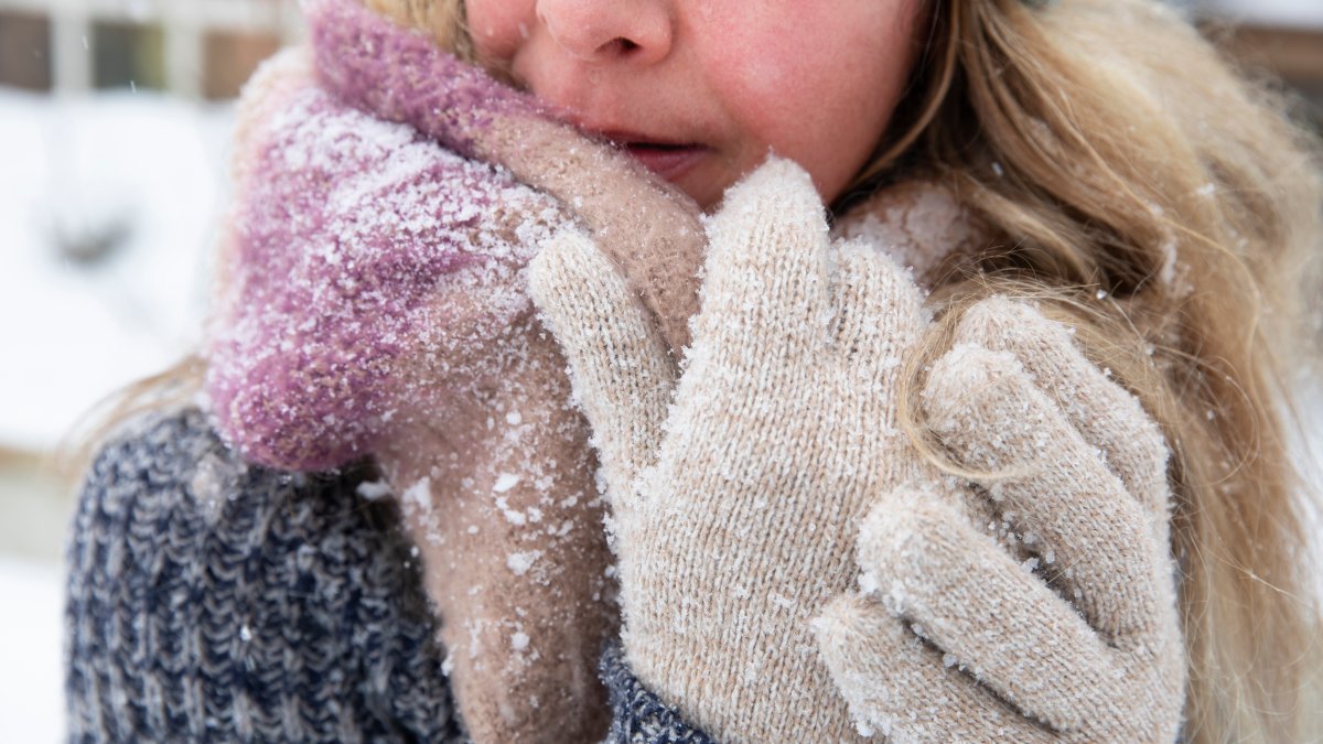 Dehydration in winter can take you by ‘surprise. What symptoms to watch for