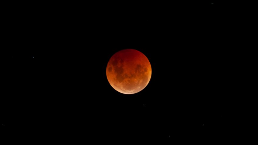 SUVA, FIJI – NOVEMBER 8: ‘A Blood Moon’ is seen during a lunar eclipse on November 8, 2022 in Suva, Fiji. The “Blood Moon” is the first of its kind for the year, and the last time the region will see a full lunar eclipse until 2025. (Photo by Pita Simpson/Getty Images)