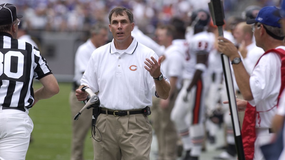 Former Bears head coach Dick Jauron dies at 74, Buffalo Bills announce