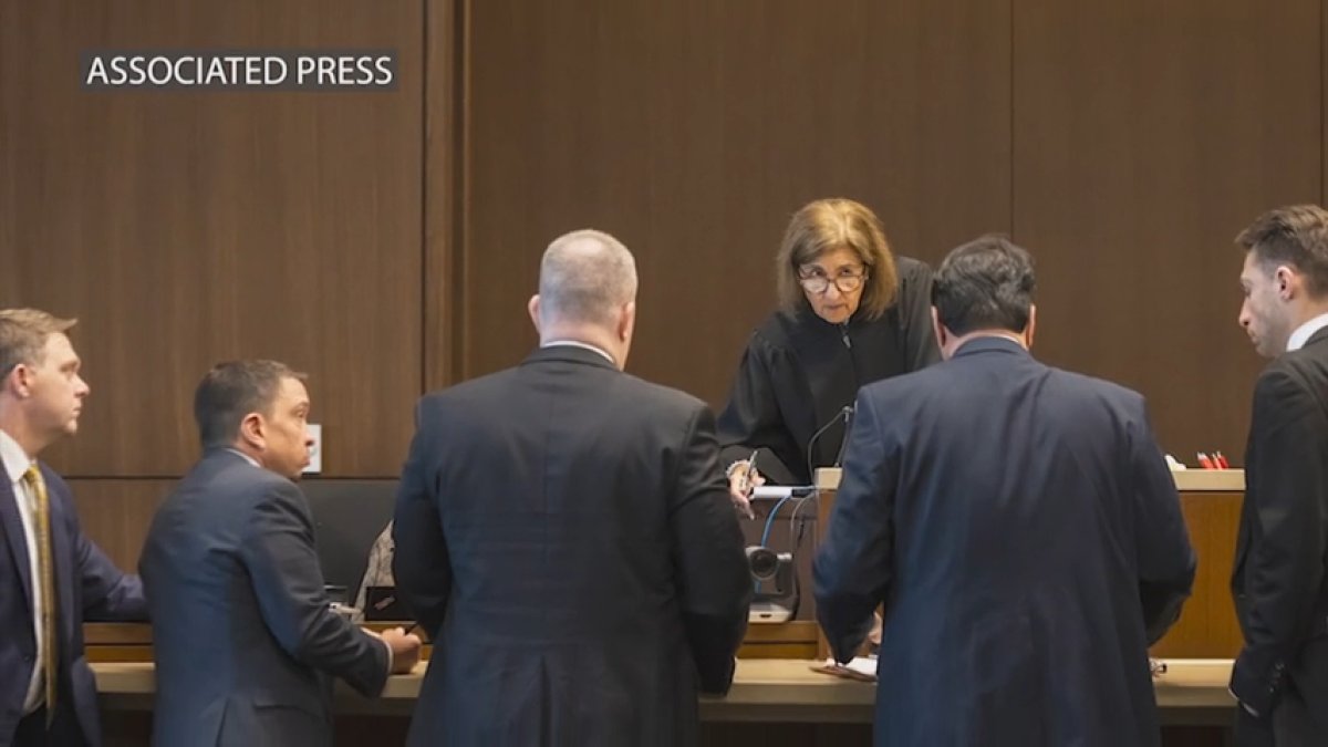 Jury chosen in trial for accused gunman in Highland Park shooting – NBC ...