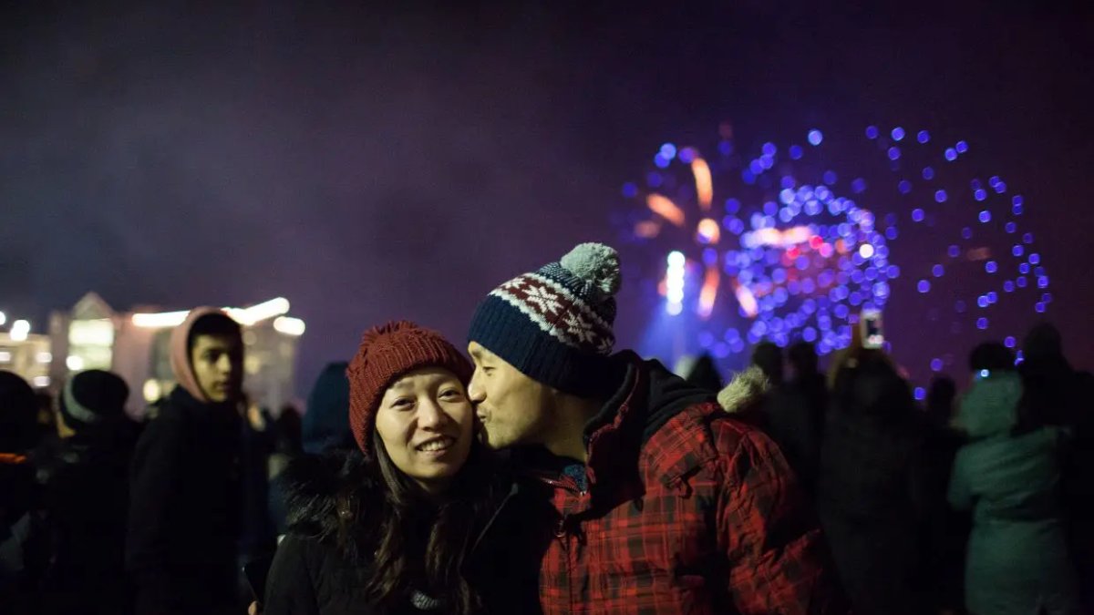 Navy Pier hosting special Valentines Day fireworks show. Heres what to know