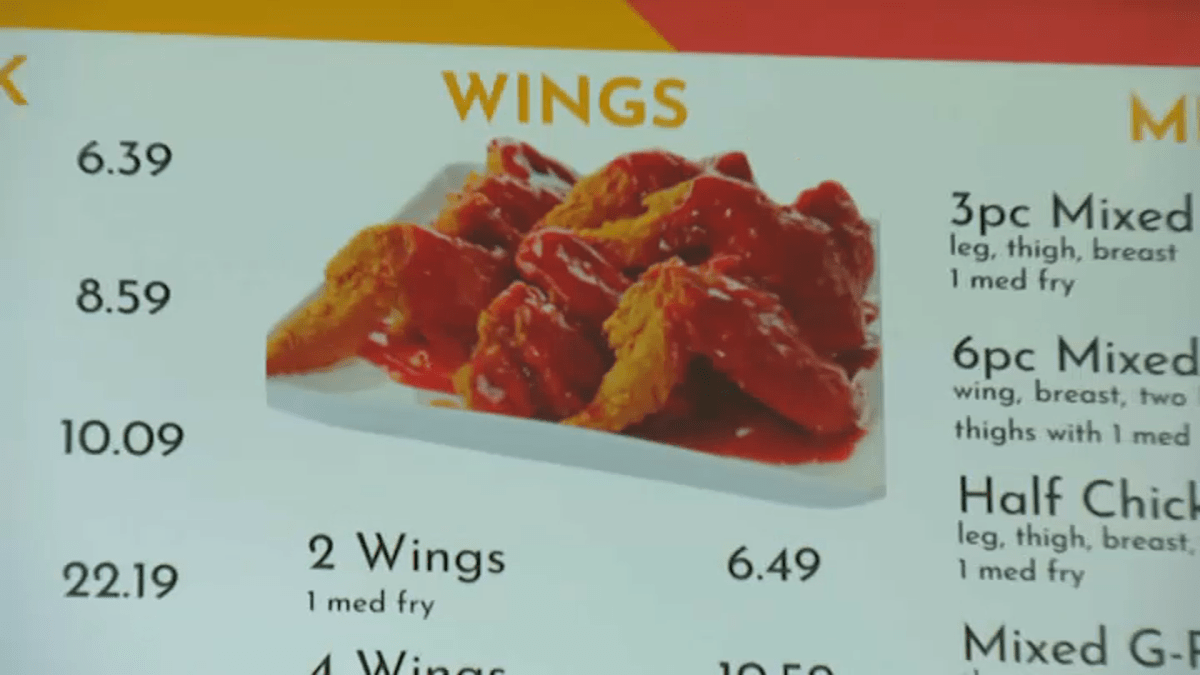 Chicago restaurant prepares to dish out 9K wings for Super Bowl Sunday