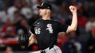 ANAHEIM, CALIFORNIA – SEPTEMBER 17: Jake Eder #46 of the Chicago White Sox throws a pitch in his MLB debut during the seventh inning against the Los Angeles Angels at Angel Stadium of Anaheim on September 17, 2024 in Anaheim, California. (Photo by Katelyn Mulcahy/Getty Images)