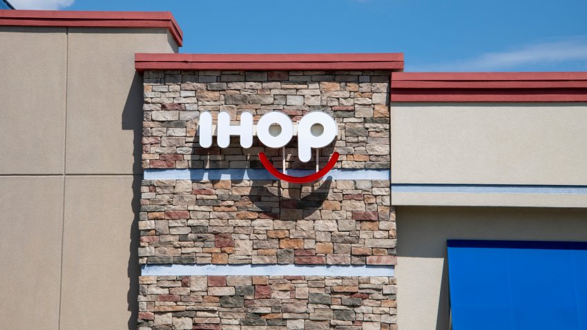 IHOP Restaurant logo