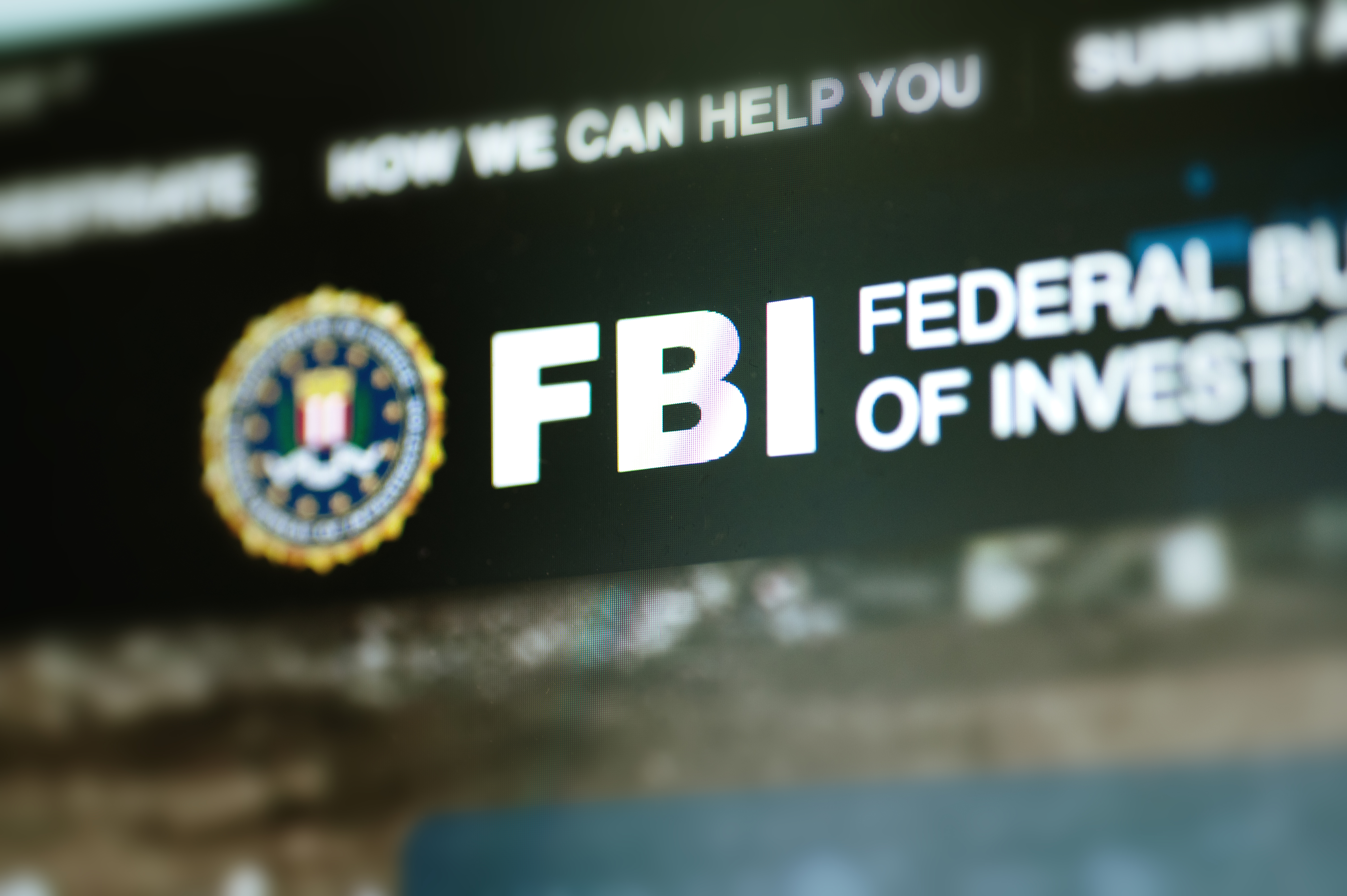 Fake FBI agents are scamming Chicagoans, and here's how you can avoid imposters