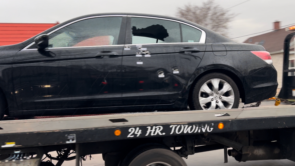 Armed suspect shot, killed by Aurora police after pursuit, officials say