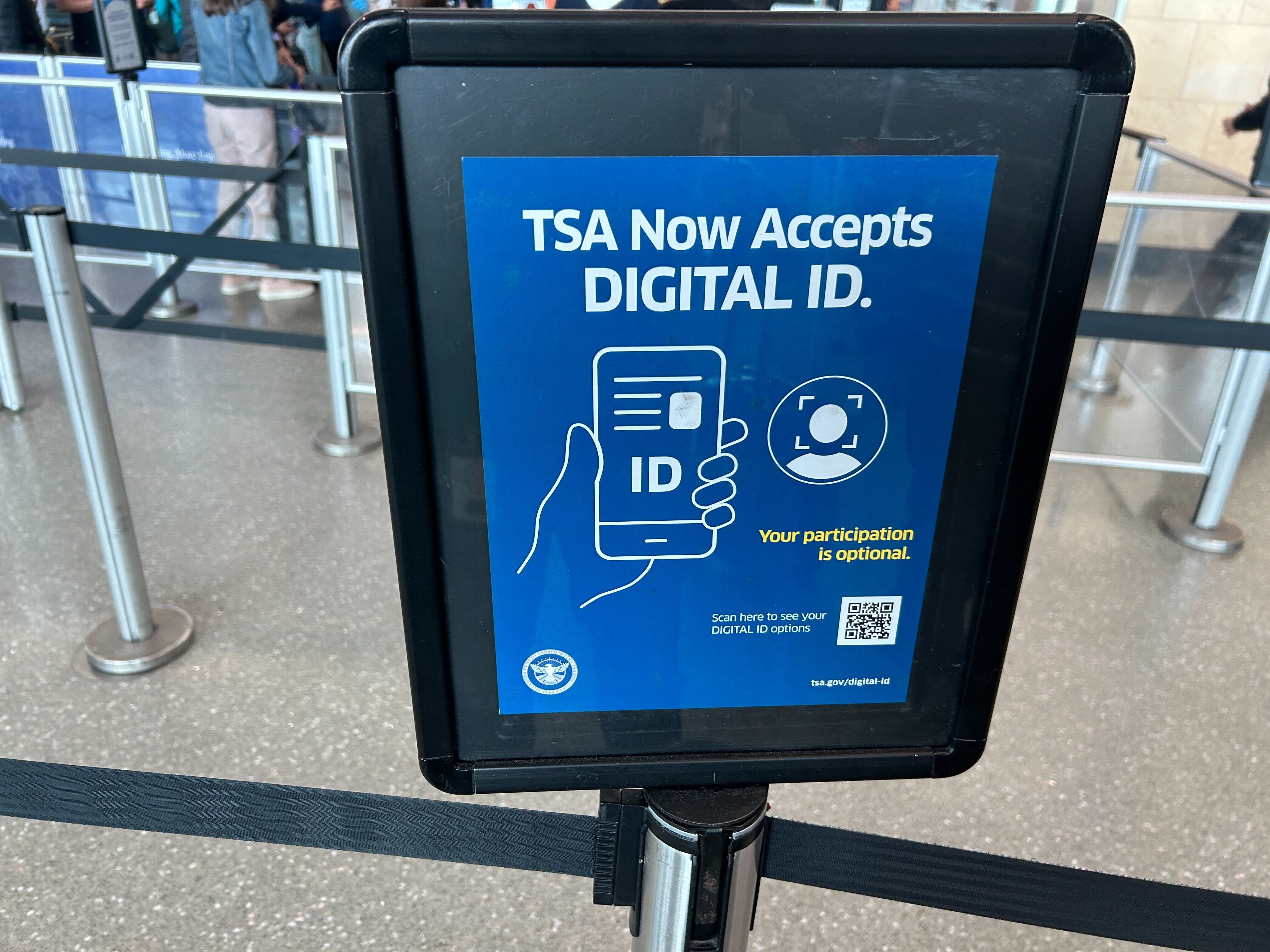 Digital IDs are officially coming to Illinois. Here's when it starts, and what's changing
