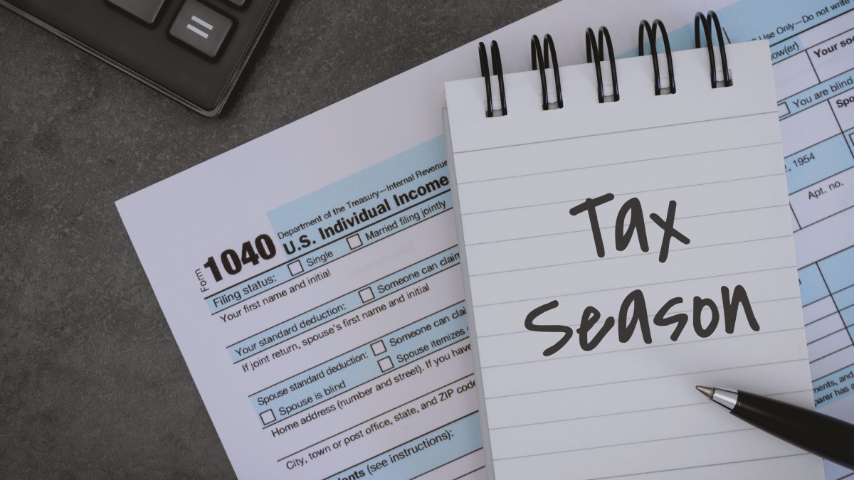When is the 1st day you can file your taxes? IRS changes to 2026 tax  season, including how refunds are sent