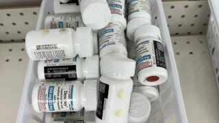 [CNBC] Gilead Sciences agrees to pay $202 million to settle claims of kickbacks to doctors for HIV drug prescriptions