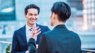 [CNBC] People who sound smart do 7 things when talking to others, say communication experts: They ‘actually work’