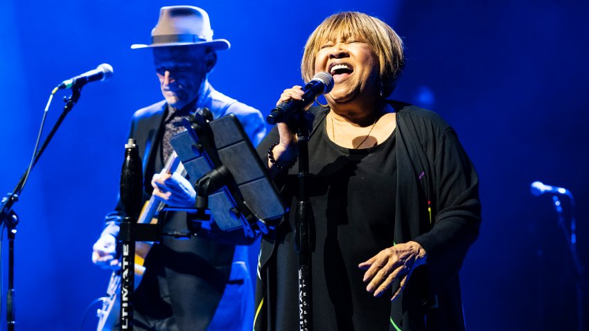 NEW ORLEANS, LOUISIANA – APRIL 28: Mavis Staples perform at Mardi Gras World on April 28, 2022 in New Orleans, Louisiana. (Photo by Erika Goldring/Getty Images)