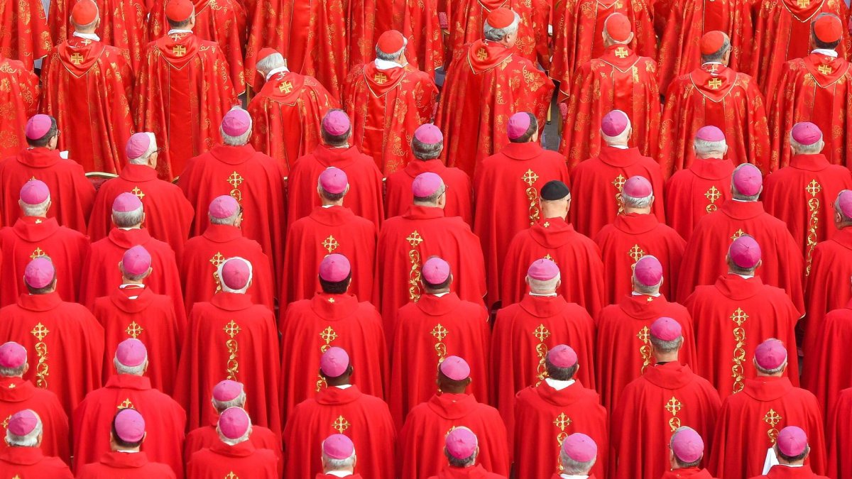 ‘Tension in the air: Secretive conclave to elect new Pope begins Wednesday