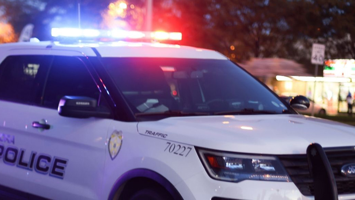 Suburban Aurora residents asked to remain indoors after early Sunday shooting