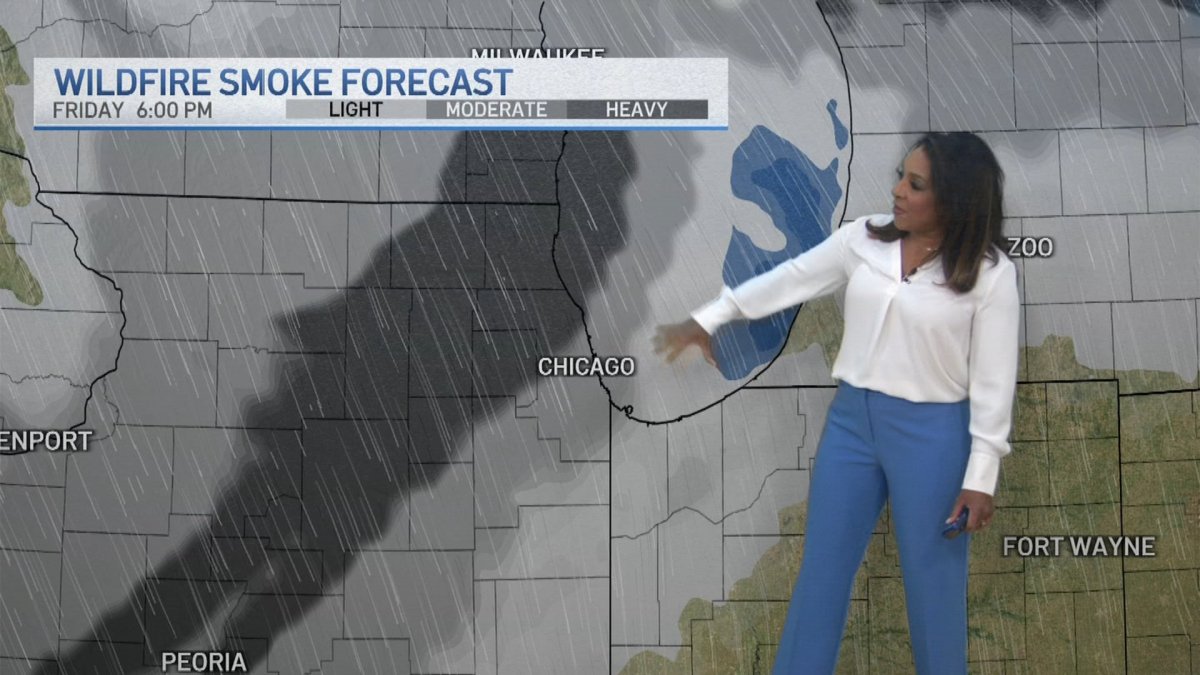 Thick, heavy wildfire smoke to move into Chicago area; air quality alert issued