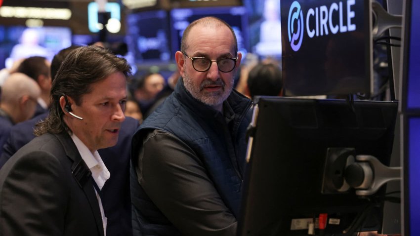 Traders work on the floor at the New York Stock Exchange (NYSE), on the day of Circle Internet Group’s IPO, in New York City, U.S., June 5, 2025.