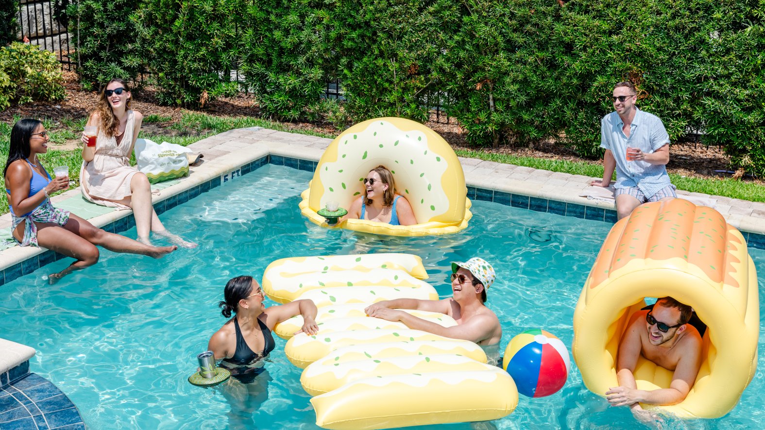 Pool Spaghetti Olive Garden unveils limited-edition pasta-shaped pool floats – NBC Chicago