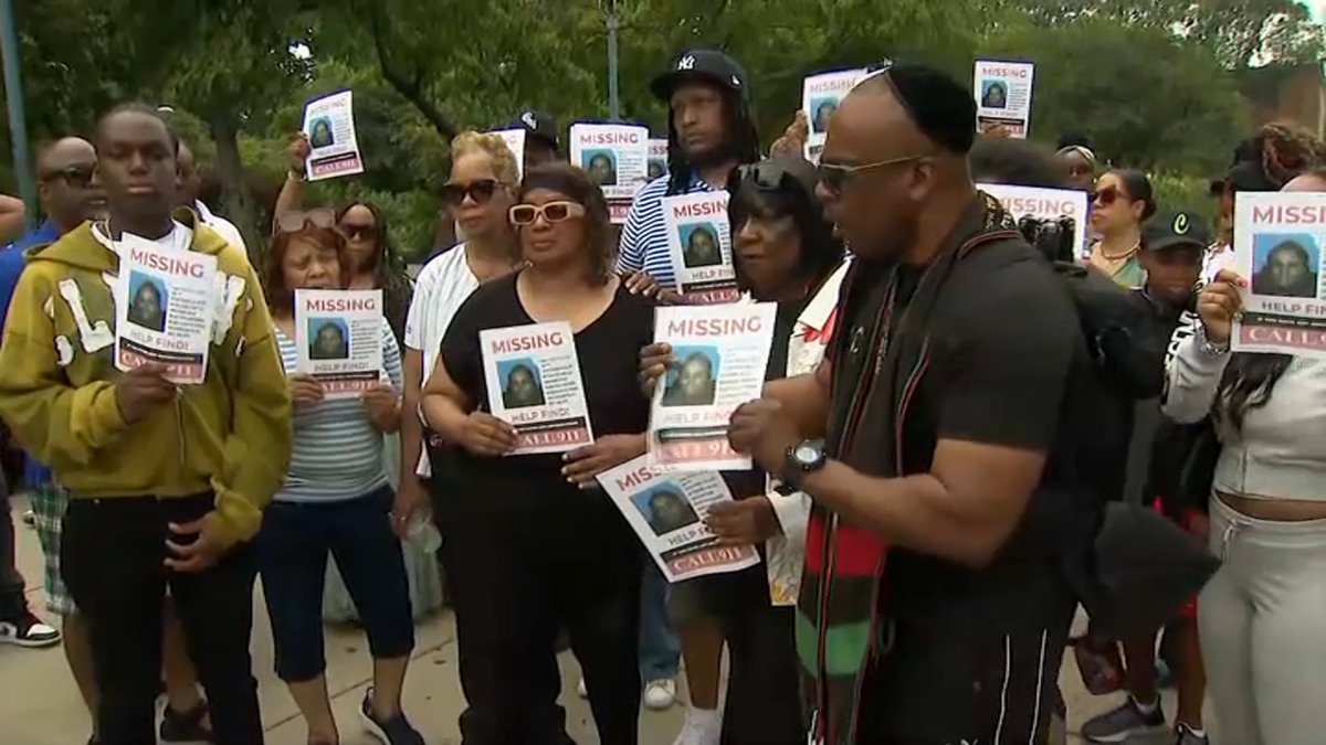 Family searching for missing endangered Chicago woman