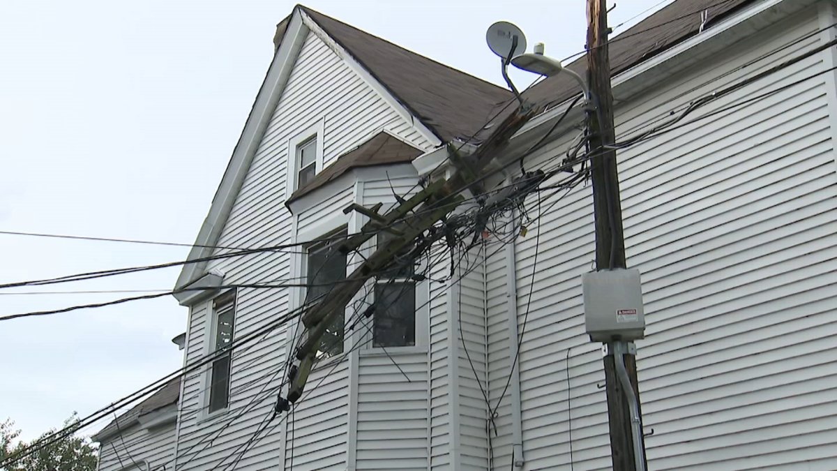 Chicago weather: More than 9k without power as more rounds of rain, storms on the way