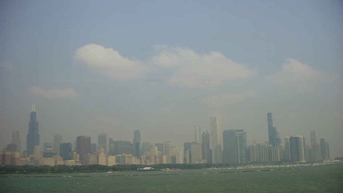 Chicago air quality is among the worst in the world Thursday