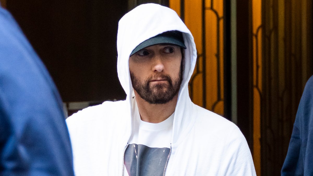 Eminem details past overdose, addiction struggles in documentary – NBC Chicago