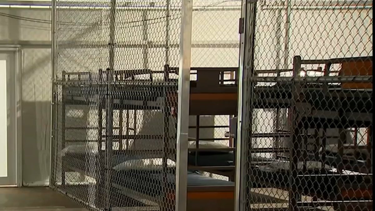 DHS to open so-called &lsquo;Speedway Slammer for ICE detention in Indiana