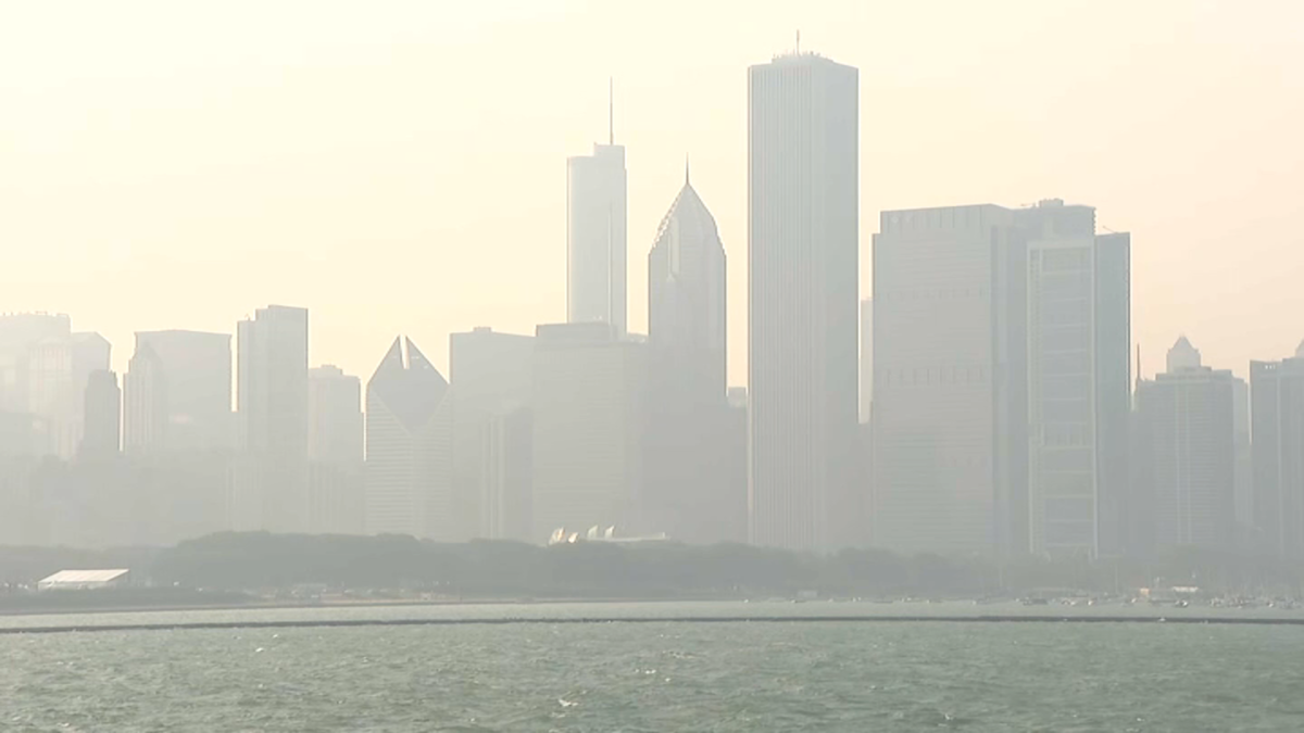 Air quality alert extended across Chicago as wildfire smoke lingers
