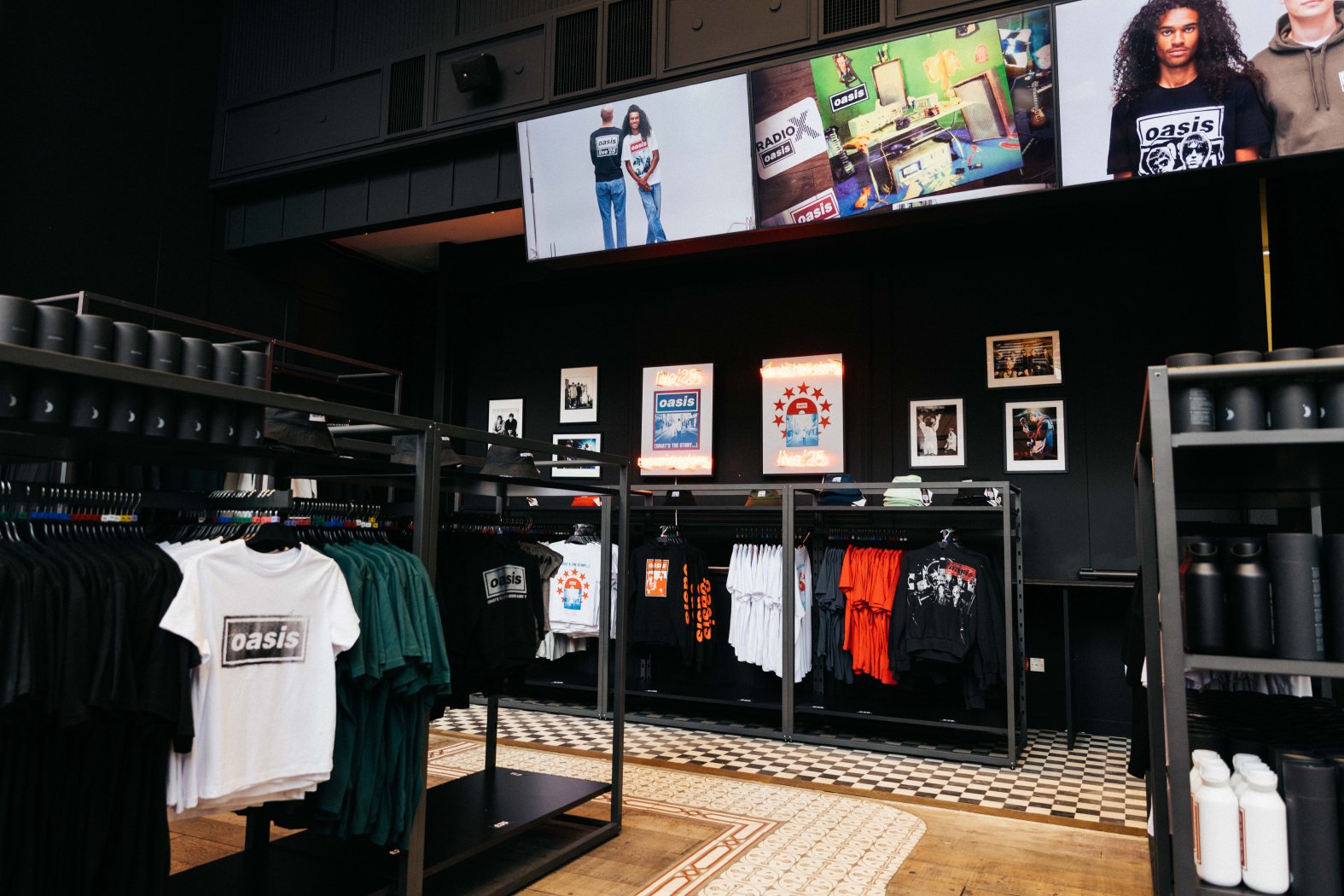 Oasis pop-up shop coming to Chicago in August – NBC Chicago