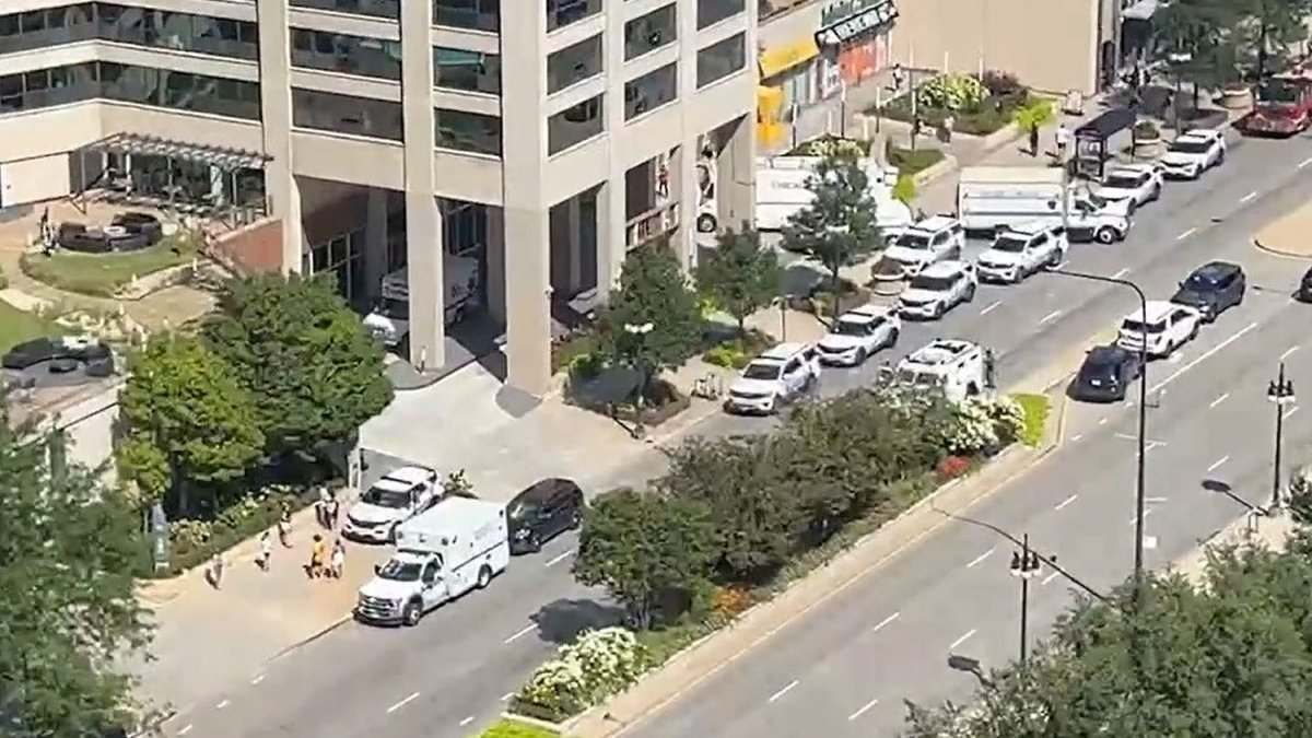 Heavy police, SWAT, EMS presence in South Loop