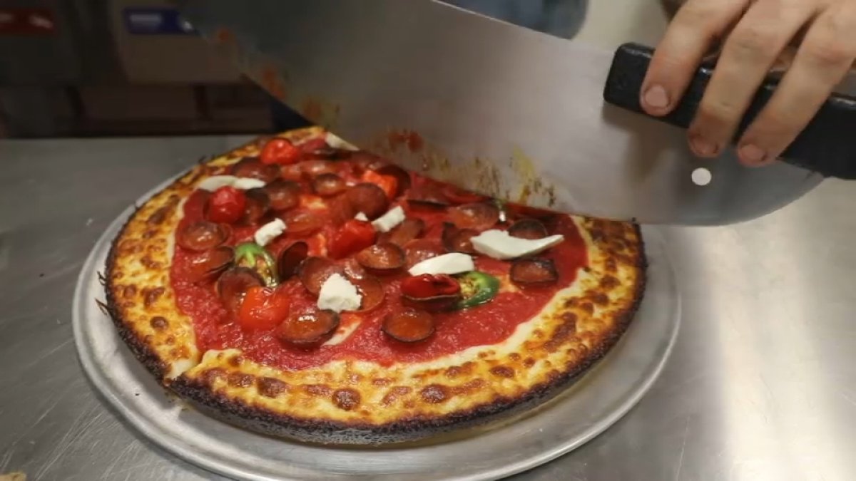 Chicago pizza place among the ‘best' in the world — one of only 2 U.S. spots on the list