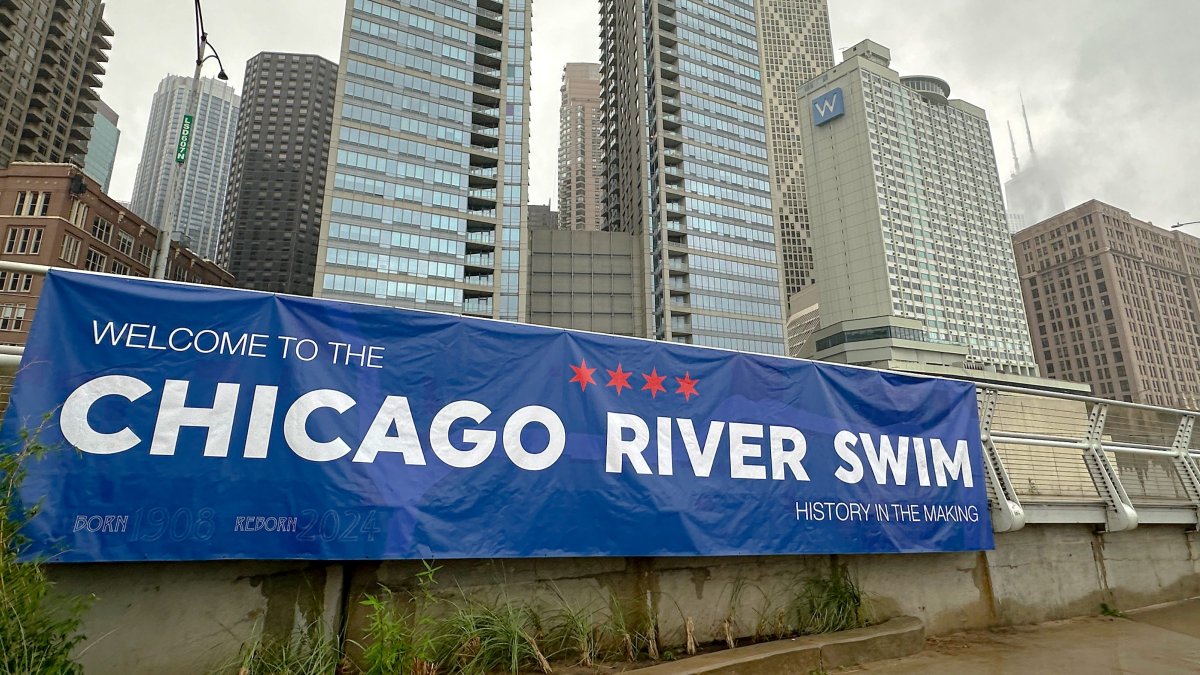 Hundreds to plunge into Chicago River for open water swim on Sunday