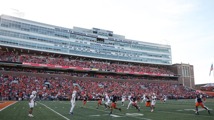 CHAMPAIGN, ILLINOIS – AUGUST 29: A general view during the first half between the Illinois Fighting Illini and the Western Illinois Leathernecks at Memorial Stadium on August 29, 2025 in Champaign, Illinois. (Photo by Michael Reaves/Getty Images)