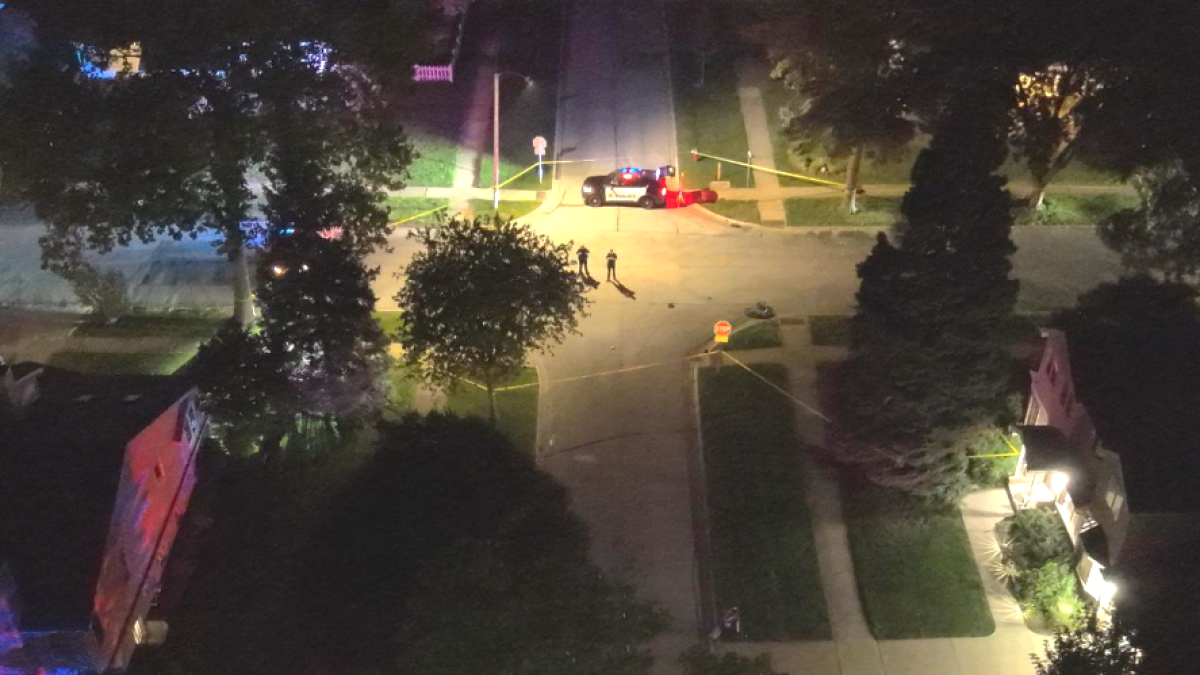 16-year-old riding e-bike killed after crashing into pickup truck in Arlington Heights