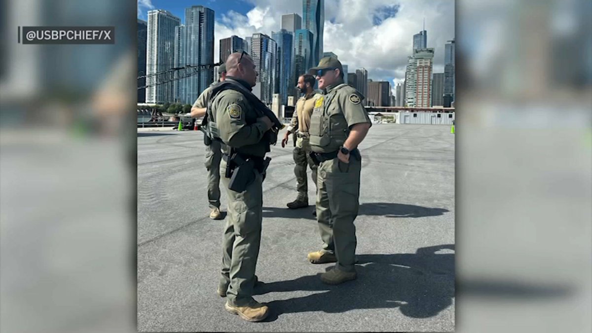 Families seek answers after loved ones detained by ICE agents in Chicago