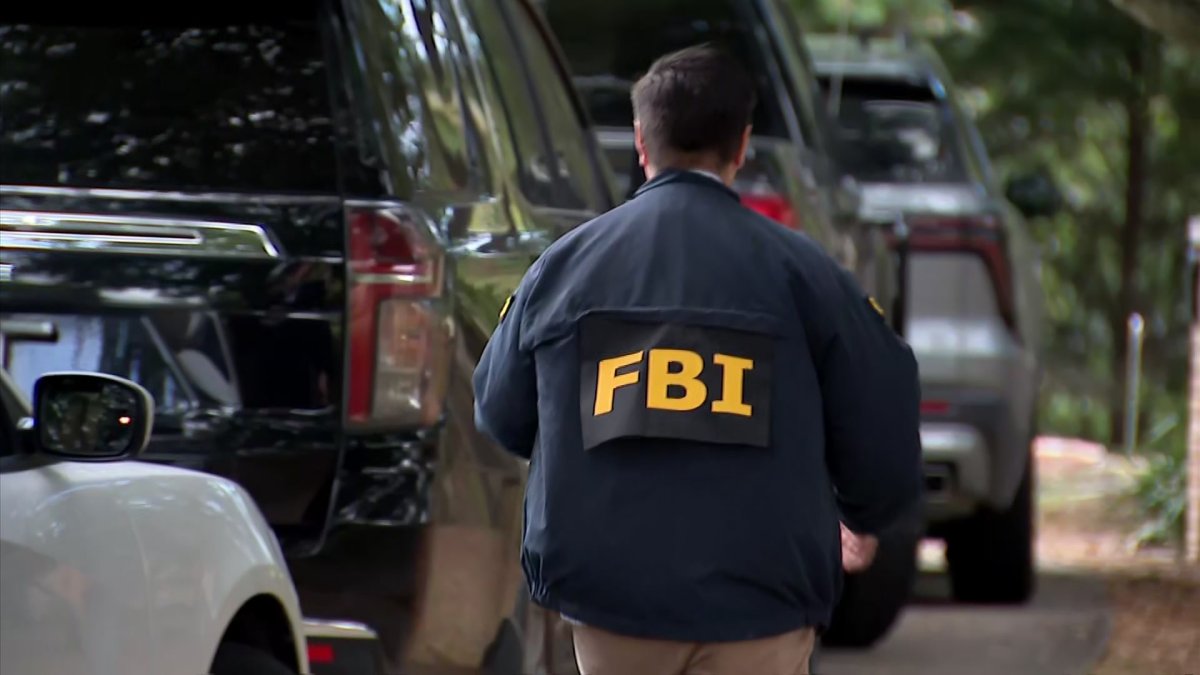 Live updates: Dallas ICE office shooting leaves 1 detainee dead – NBC ...