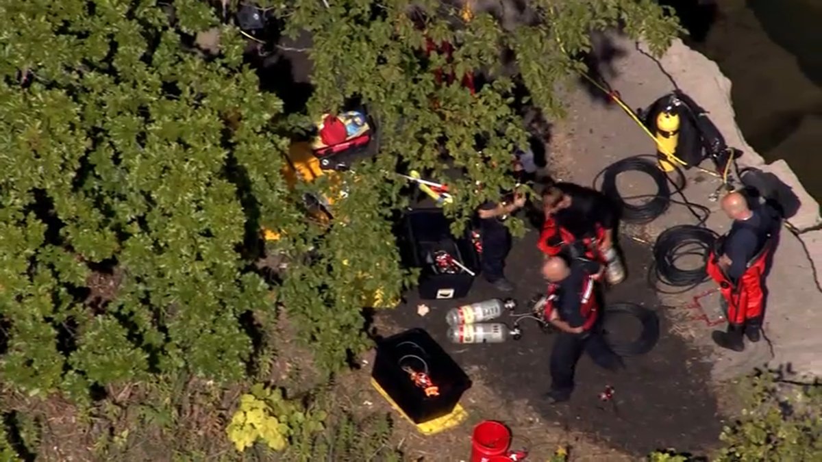 Car found in lake behind Naperville Police Department during training exercise