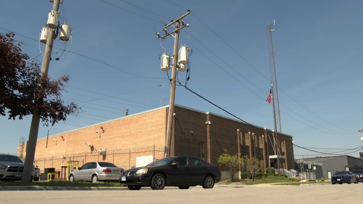 Family members seek answers outside suburban Broadview ICE processing center