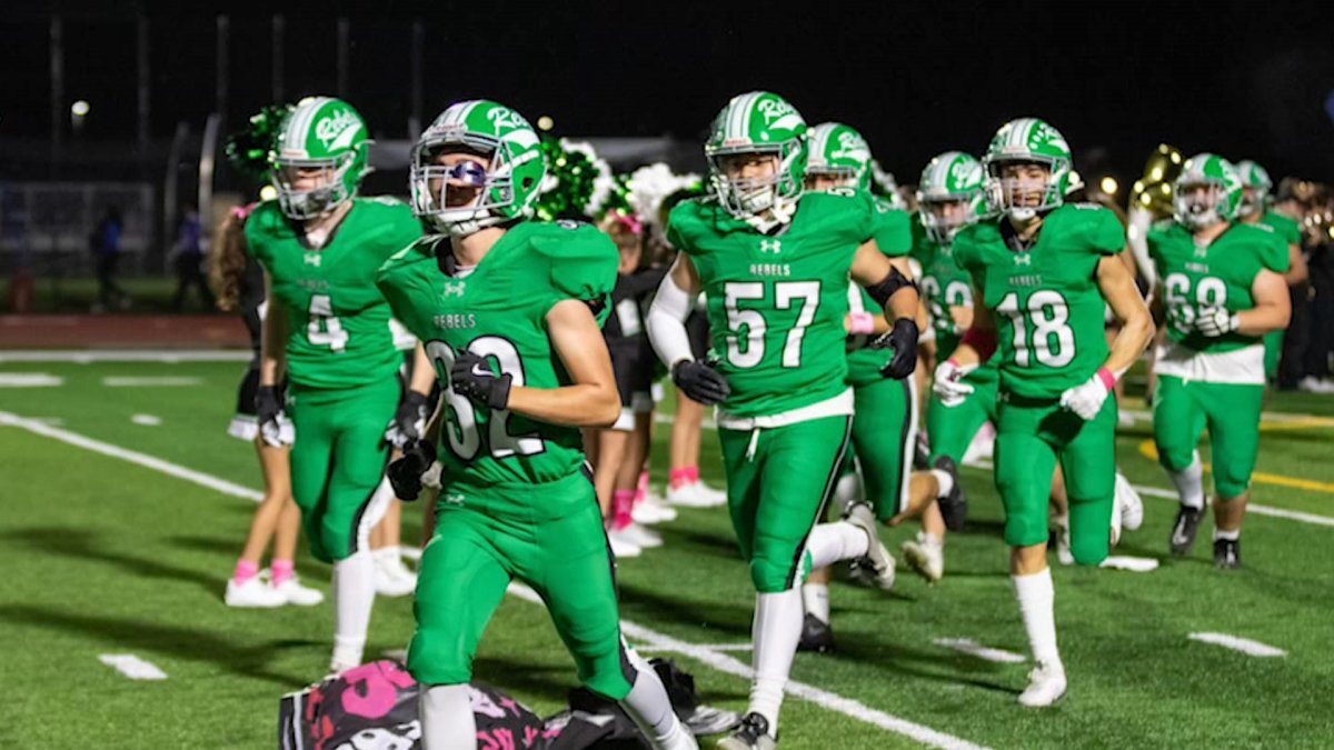 Teammates use CPR training to save high school football players life